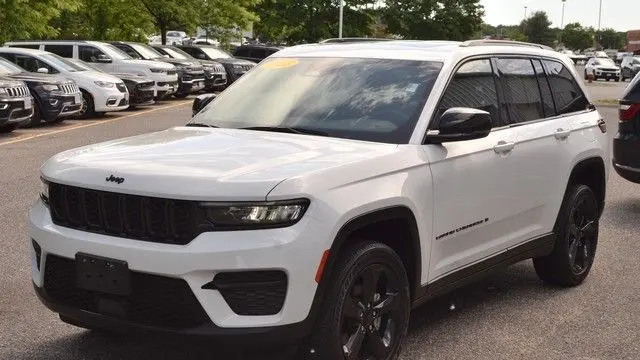 2023 Jeep Grand Cherokee Altitude X
