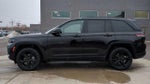 2023 Grand Cherokee Thumbnail 2