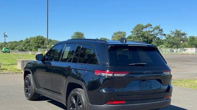 2023 Jeep Grand Cherokee Laredo X