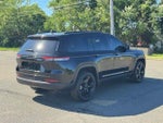 2023 Grand Cherokee Thumbnail 5