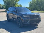 2023 Grand Cherokee Thumbnail 7