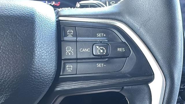 2023 Jeep Grand Cherokee Laredo X