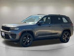 2023 Grand Cherokee Thumbnail 2