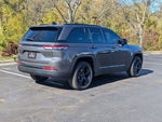 2023 Grand Cherokee Thumbnail 8