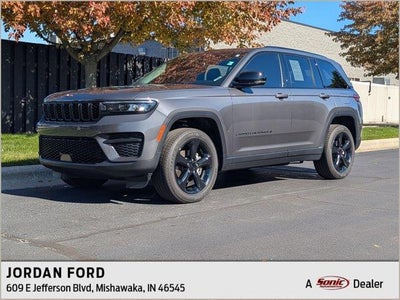 2023 Jeep Grand Cherokee 4X4 Laredo 4DR SUV