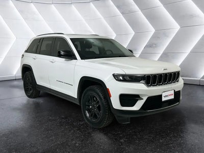 2023 Jeep Grand Cherokee 4X4 Laredo X 4DR SUV