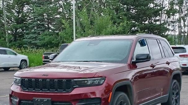 2024 Jeep Grand Cherokee Laredo