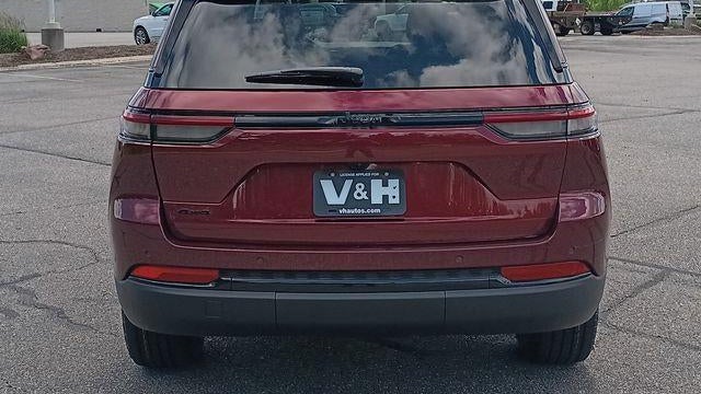 2024 Jeep Grand Cherokee Laredo