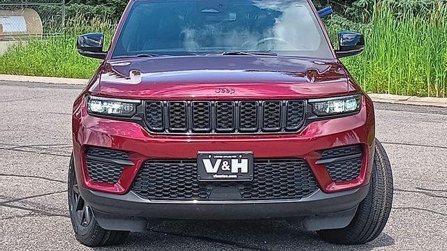 2024 Jeep Grand Cherokee Laredo
