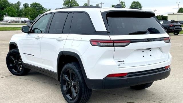 2024 Jeep Grand Cherokee Laredo