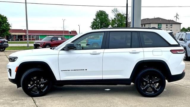 2024 Jeep Grand Cherokee Laredo