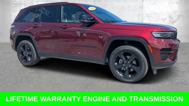 Preowned 2024 Jeep Grand Cherokee Laredo for Sale