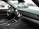 2025 Grand Cherokee Thumbnail 21