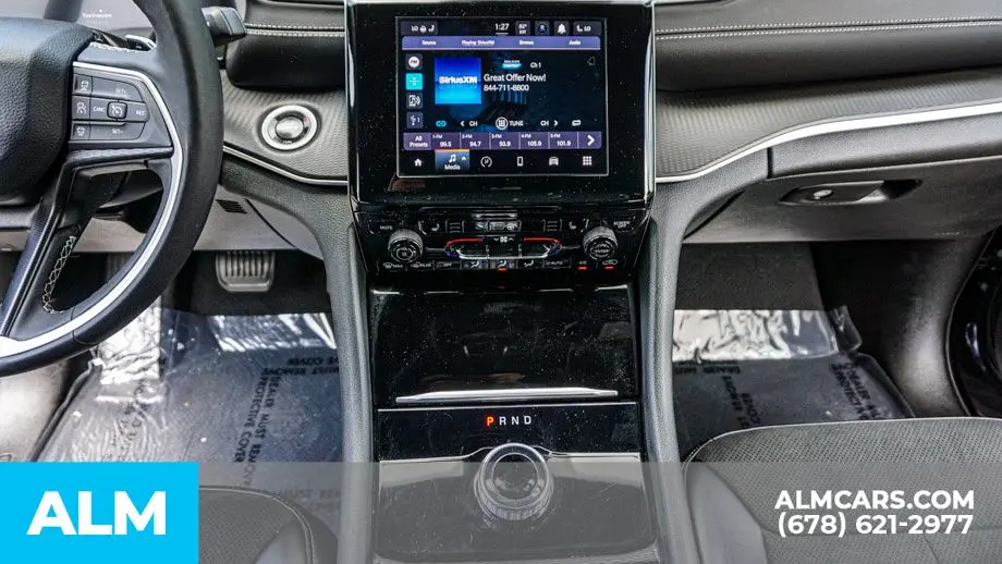 2025 Jeep Grand Cherokee Altitude