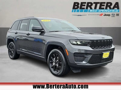 Photo of a 2025 Jeep Grand Cherokee 4X4 Altitude X 4DR SUV for sale