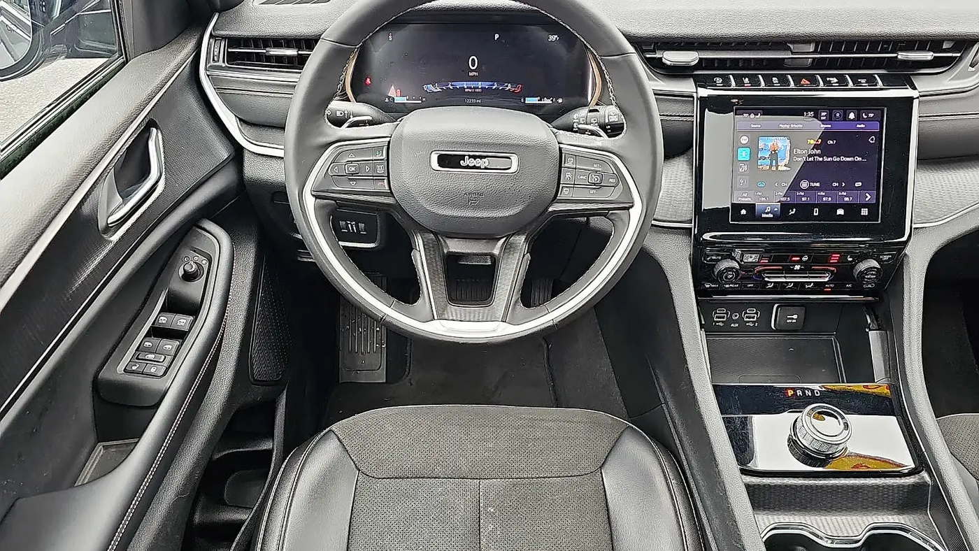 2025 Jeep Grand Cherokee Altitude X