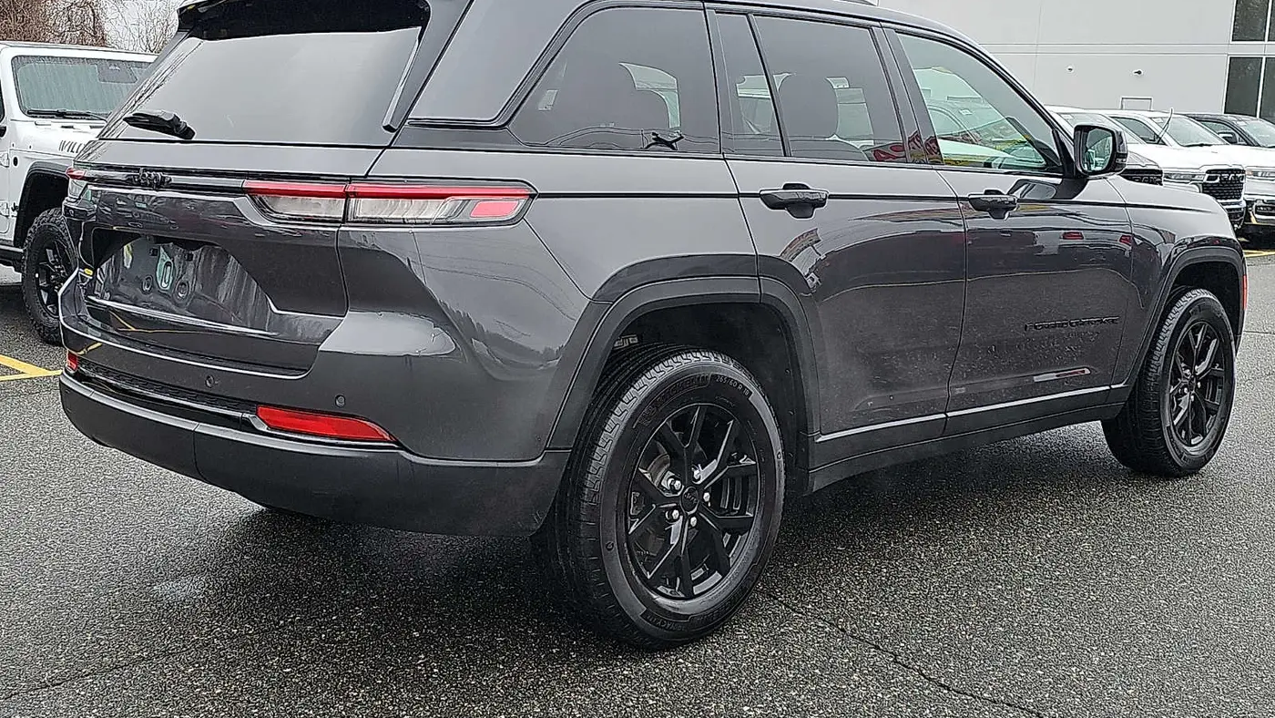 2025 Jeep Grand Cherokee Altitude X