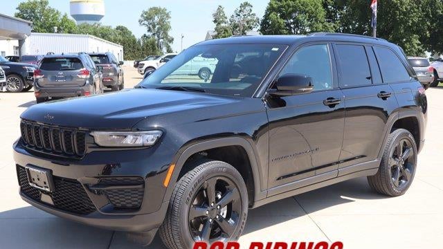 Preowned 2025 Jeep Grand Cherokee Laredo for Sale