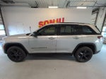 2025 Grand Cherokee Thumbnail 2