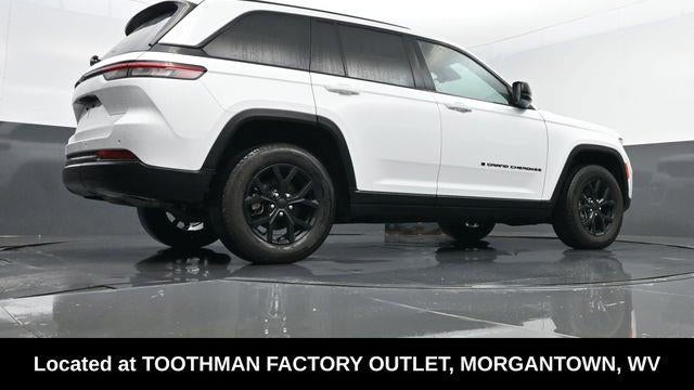 2025 Jeep Grand Cherokee Laredo