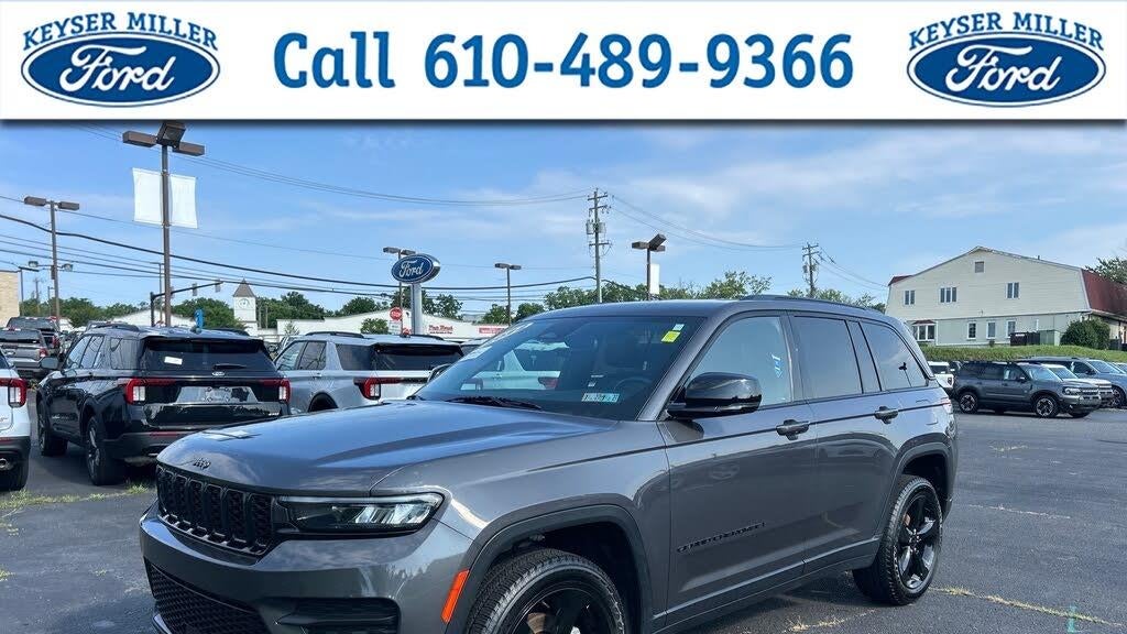 Preowned 2022 Jeep Grand Cherokee Laredo for Sale