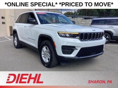 Photo of a 2022 Jeep Grand Cherokee 4X4 Laredo 4DR SUV (midyear Release) for sale