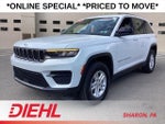 2022 Grand Cherokee Thumbnail 4