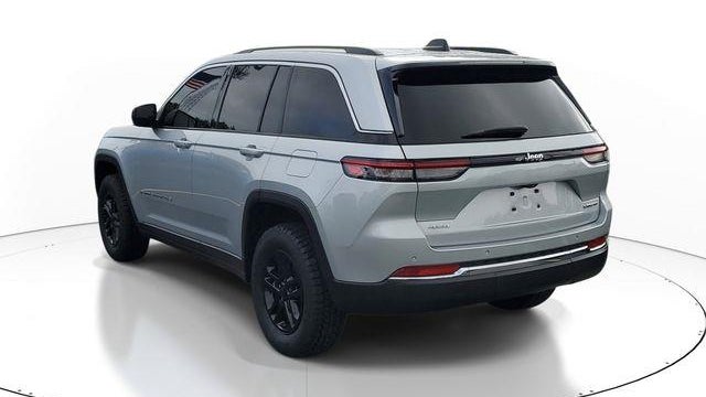 2022 Jeep Grand Cherokee Laredo