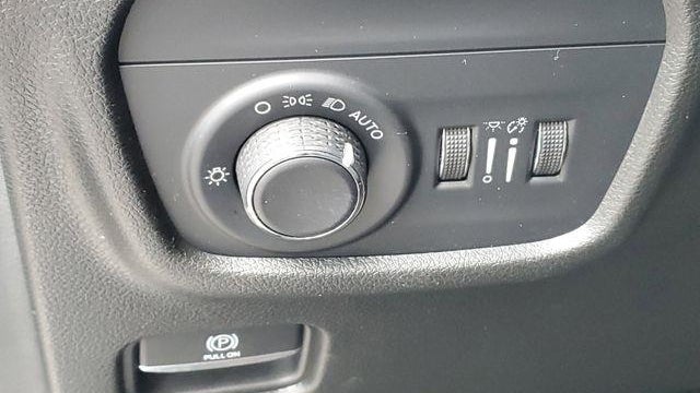 2022 Jeep Grand Cherokee Laredo