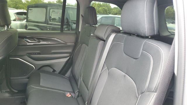 2022 Jeep Grand Cherokee Laredo