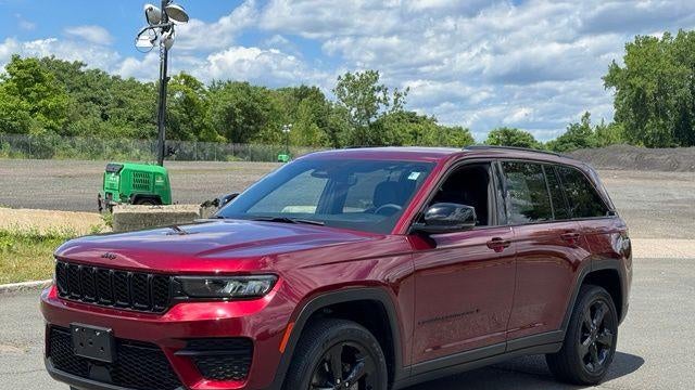 Preowned 2023 Jeep Grand Cherokee Laredo X for Sale