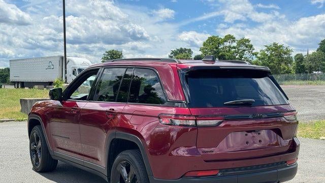 2023 Jeep Grand Cherokee Laredo X