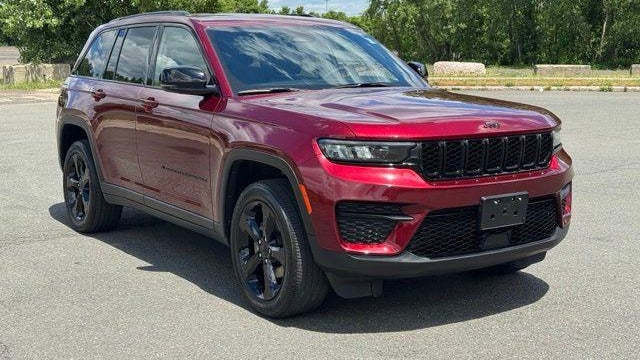 2023 Jeep Grand Cherokee Laredo X