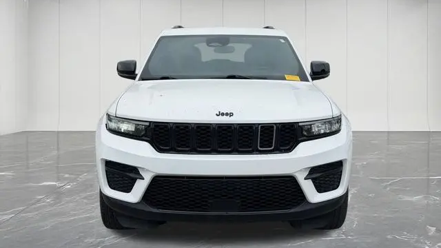 2023 Jeep Grand Cherokee Laredo X