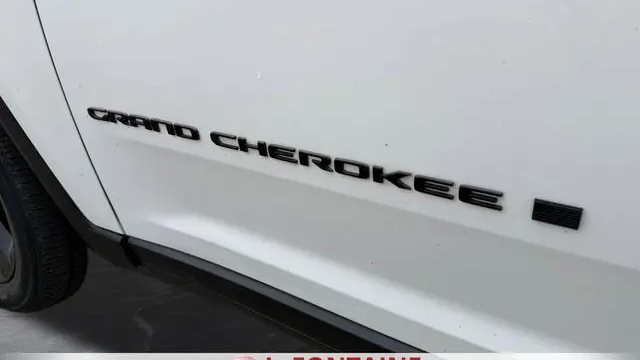 2023 Jeep Grand Cherokee Laredo X