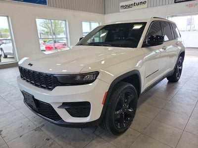Photo of a 2023 Jeep Grand Cherokee 4X4 Altitude 4DR SUV for sale