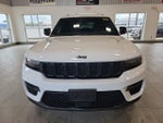 2023 Grand Cherokee Thumbnail 3
