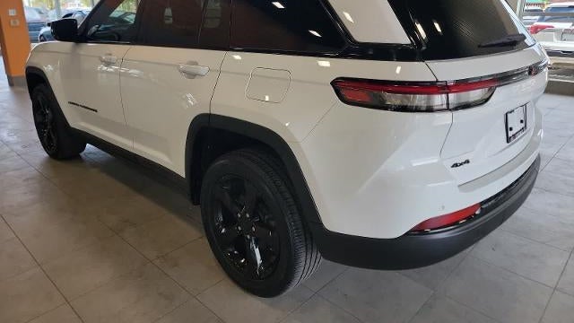 2023 Jeep Grand Cherokee Laredo X