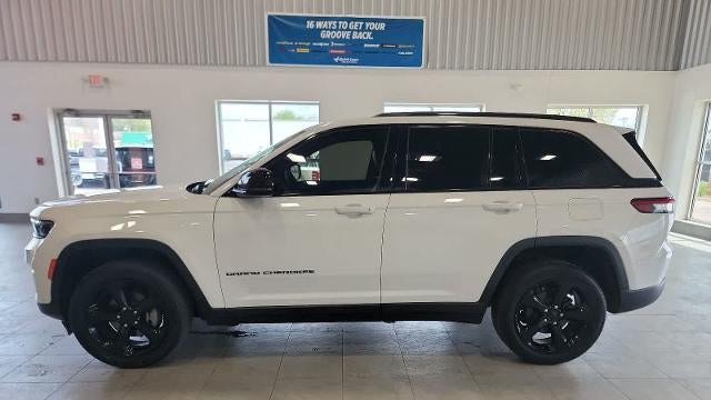 2023 Jeep Grand Cherokee Laredo X
