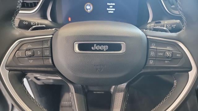 2023 Jeep Grand Cherokee Laredo X