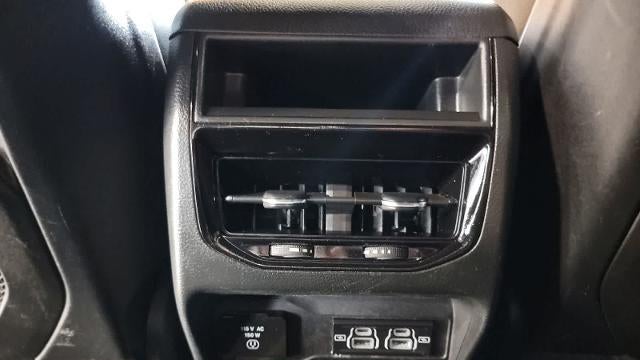 2023 Jeep Grand Cherokee Laredo X