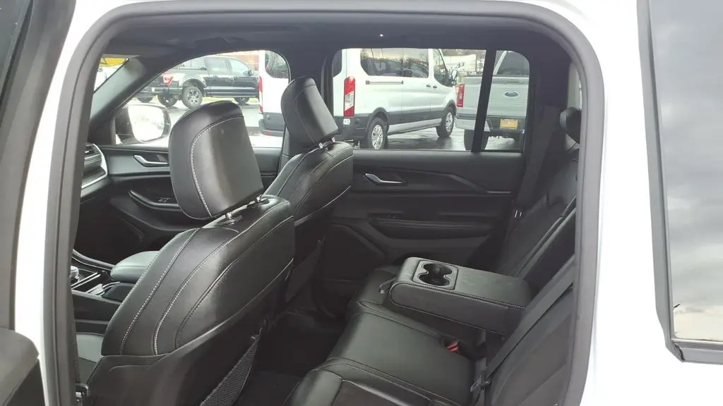 2023 Jeep Grand Cherokee Laredo X