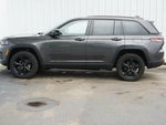 2023 Grand Cherokee Thumbnail 3