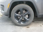 2023 Grand Cherokee Thumbnail 6