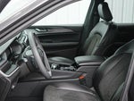2023 Grand Cherokee Thumbnail 12