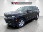 2024 Grand Cherokee Thumbnail 4