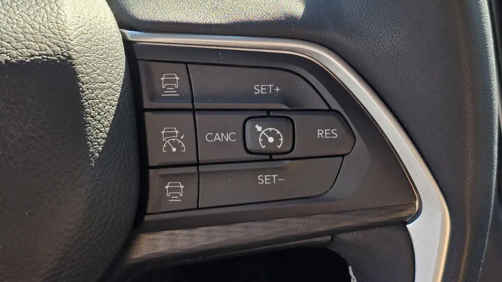 2024 Jeep Grand Cherokee Laredo