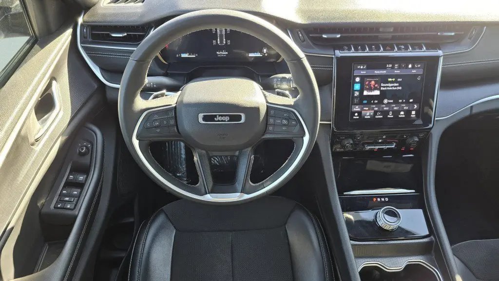 2024 Jeep Grand Cherokee Laredo