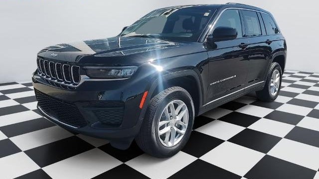 Preowned 2024 Jeep Grand Cherokee Laredo for Sale