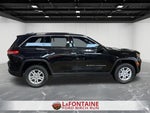 2024 Grand Cherokee Thumbnail 6